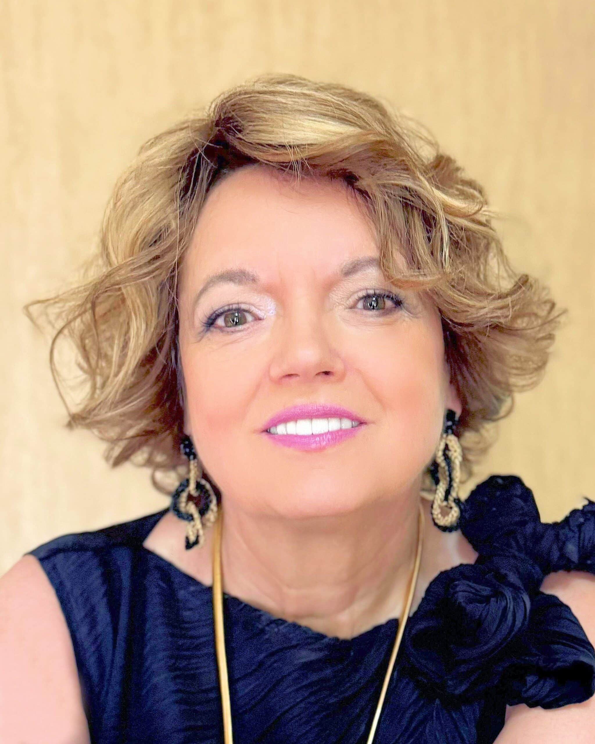 Dr Kornelia Król